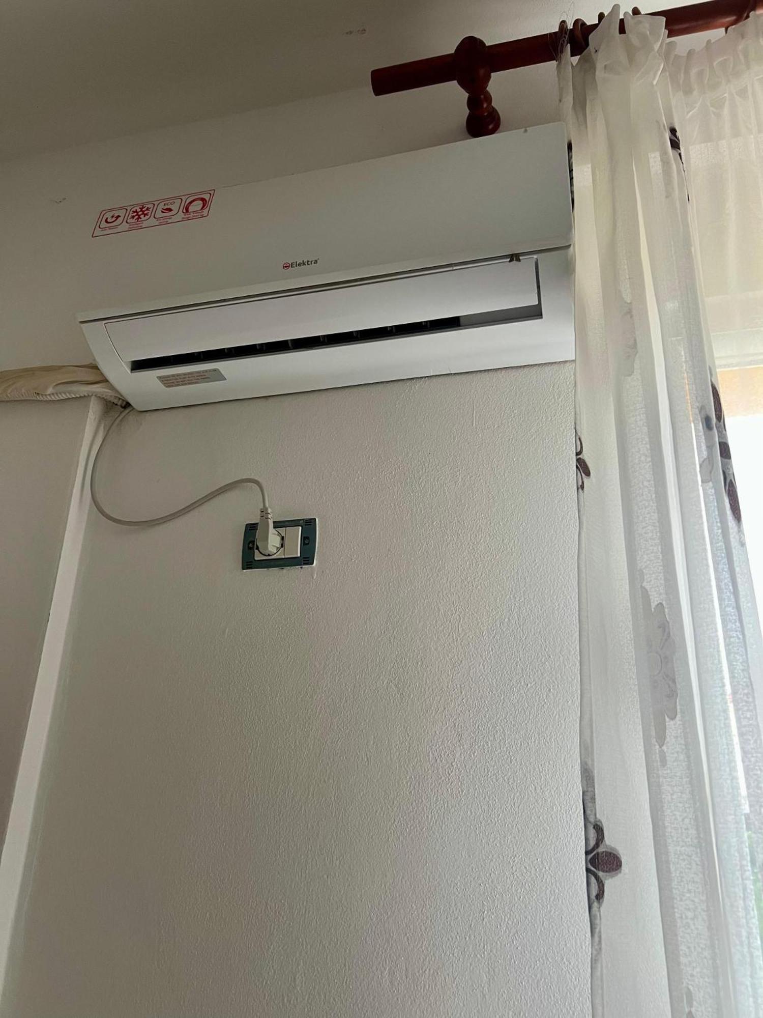 Shengjin Apartments Apartman *